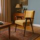 Fauteuil vintage en tissu, mousse et bois, design italien, années 1960