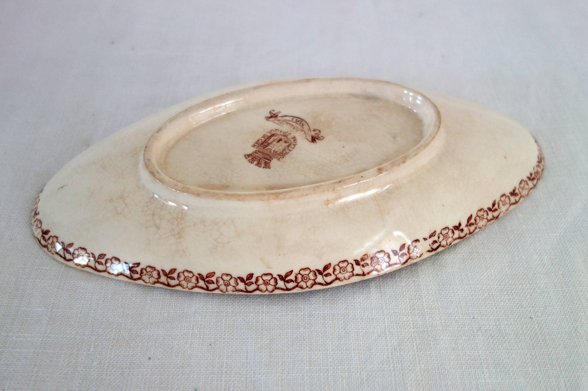 Ravier iron earth Gien model May around 1900