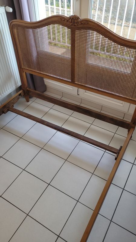 Wooden bed bumper