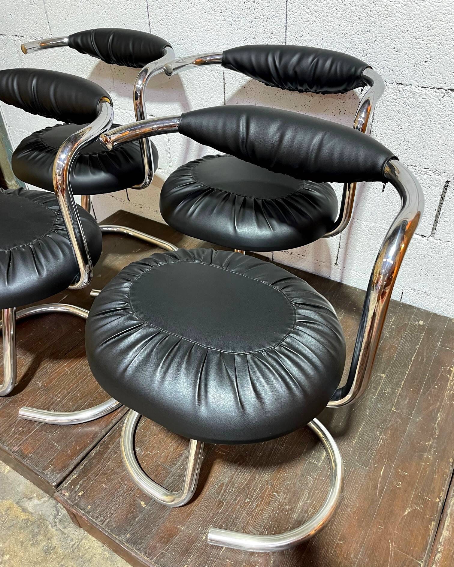 Cobra chairs by Giotto Stoppino, vintage 1970s.