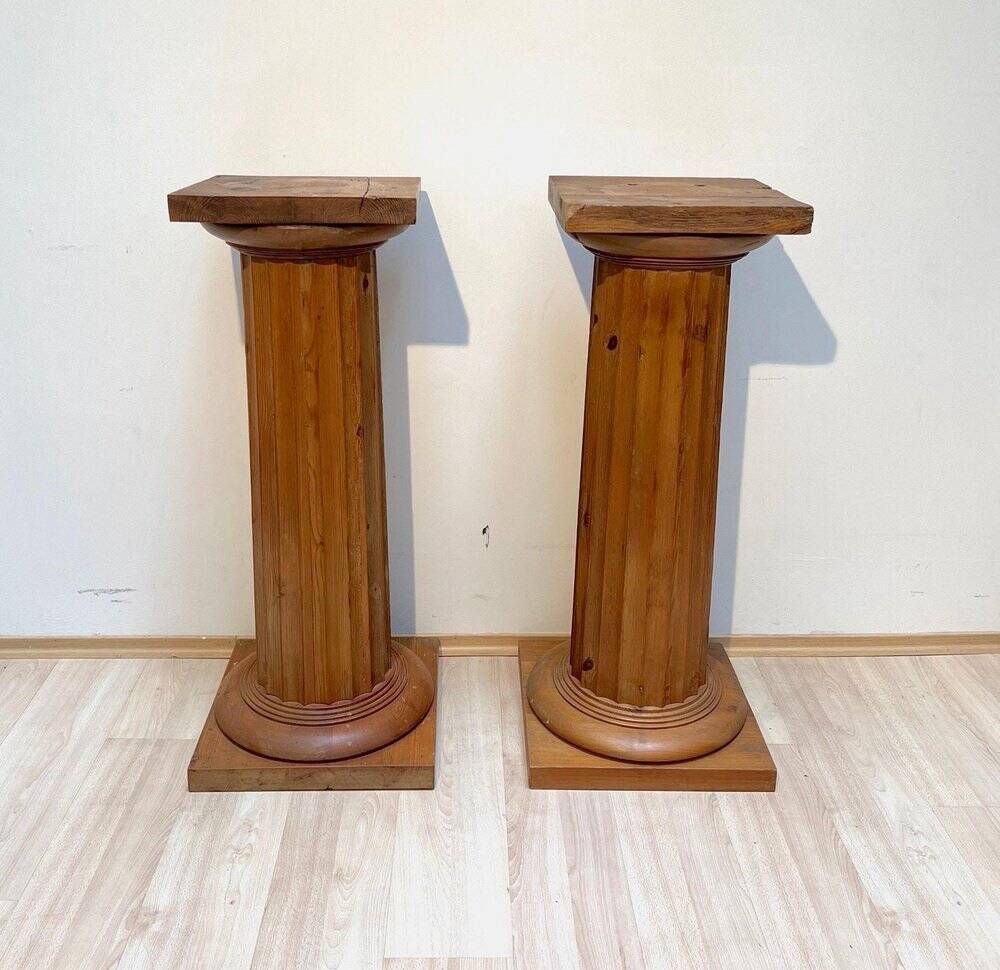 Large French Neoclassical Columns in Pine Wood, 1910, Set of 2