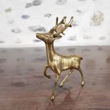 Figurine de cerf en laiton
