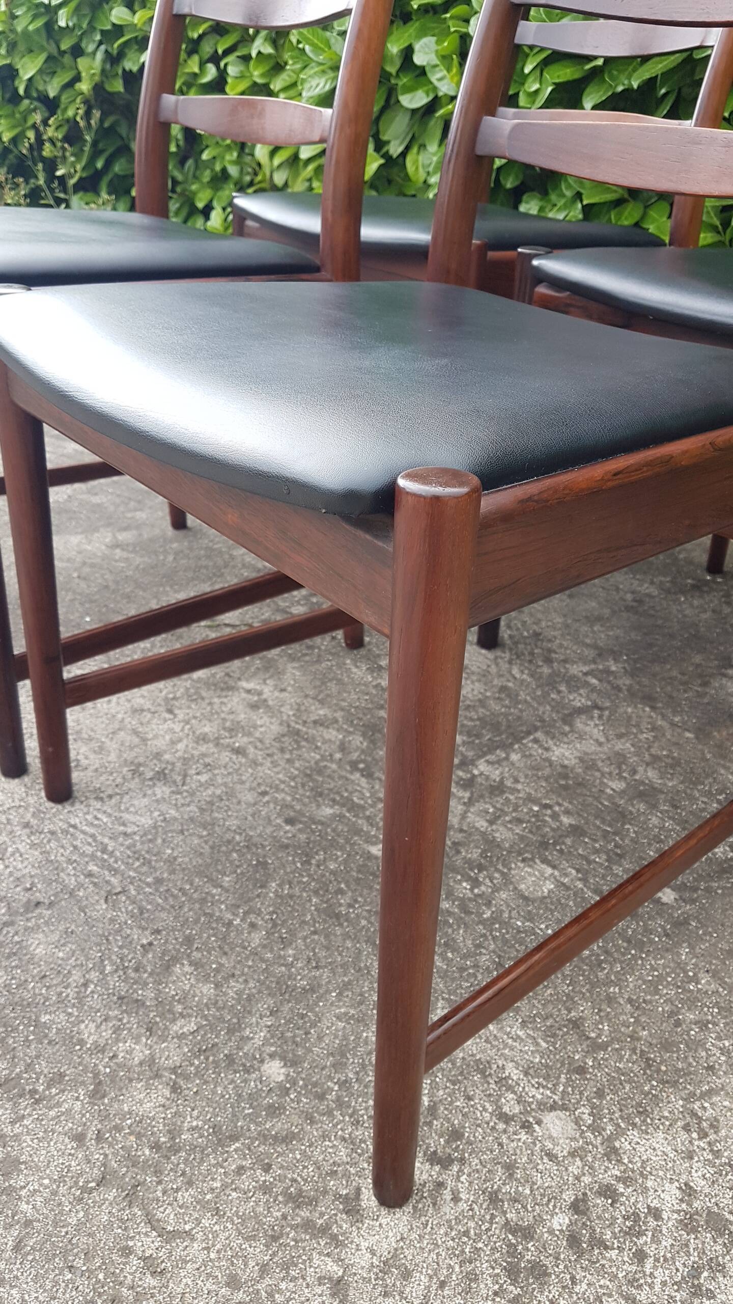 4 chairs in rosewood from rio editor vamo sonderborg