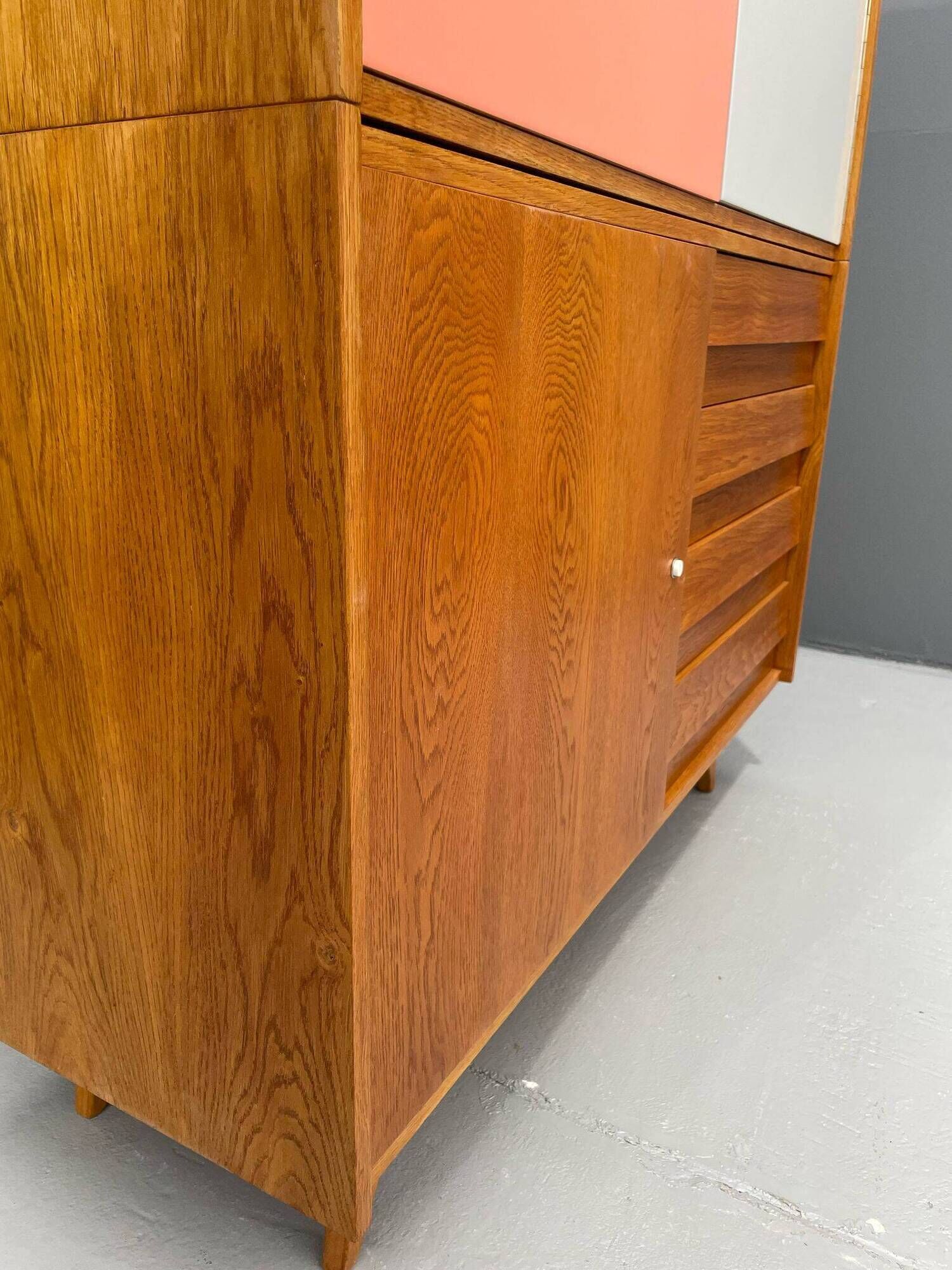Meuble U-450 en Chêne par Jiří Jiroutek pour Interiér Praha, Tchécoslovaquie, 1