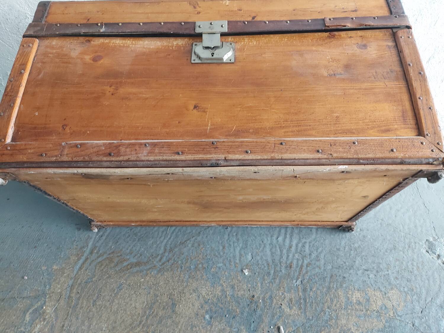 Late 19th century travel trunk