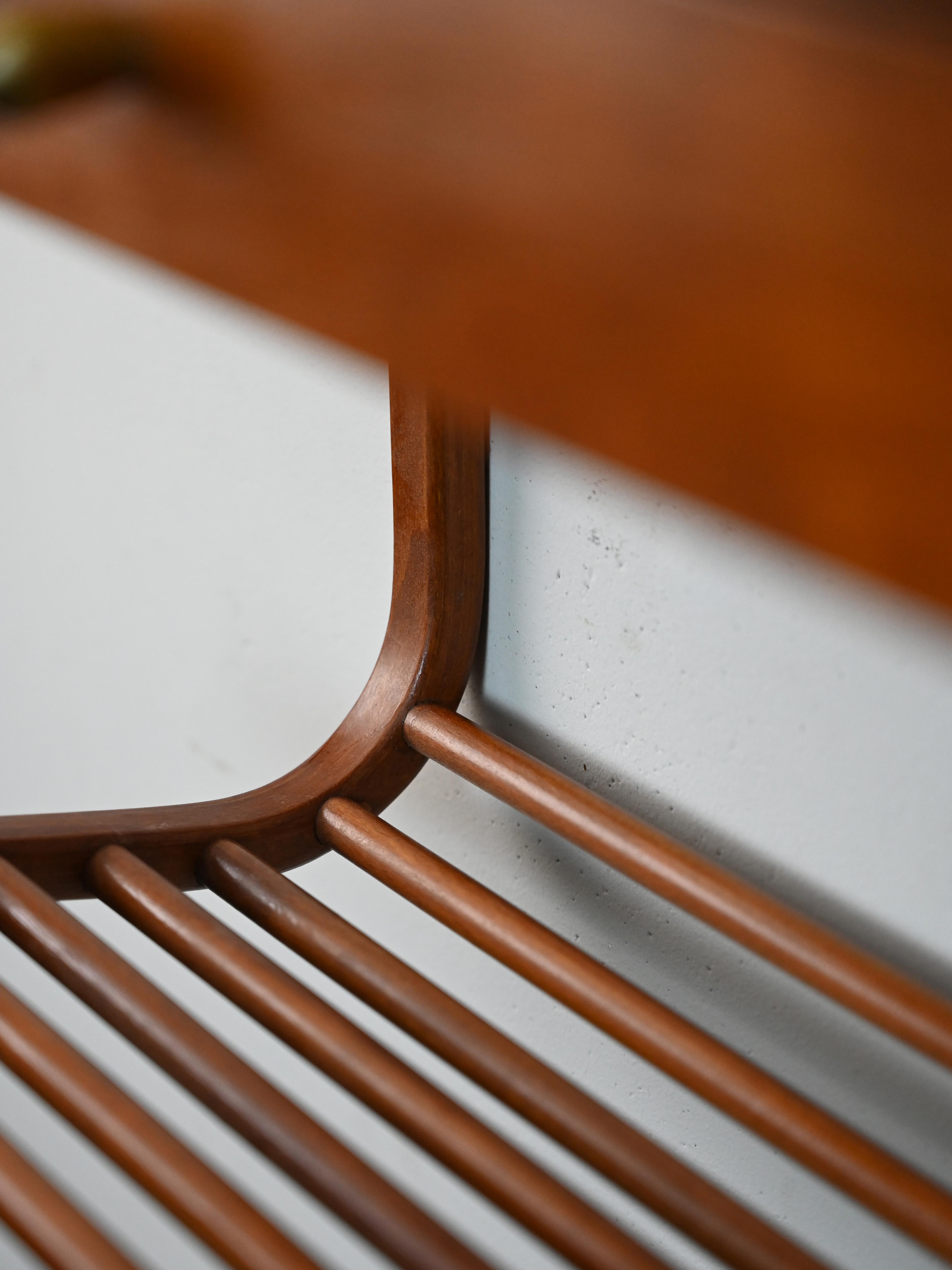 Suspended nightstand of 1960s modernism