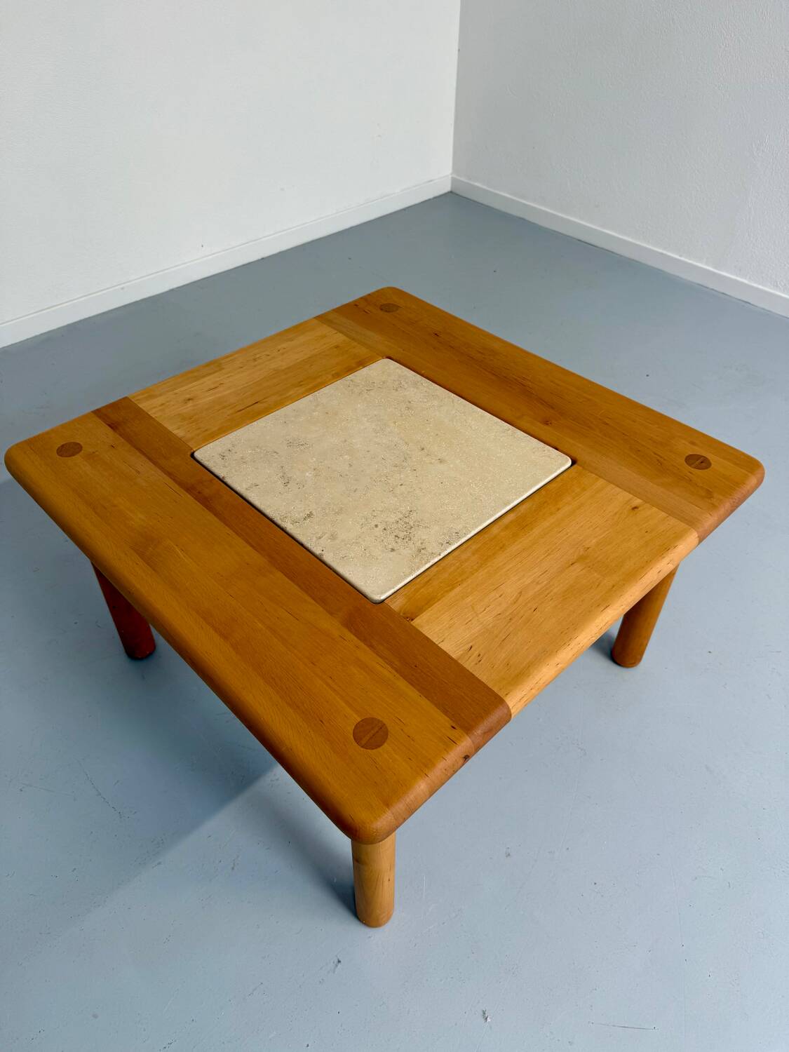 Table basse ancienne bois et travertin design des années 70 vintage