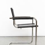 Bauhaus leather Cantilever produced by Fasem, Italy