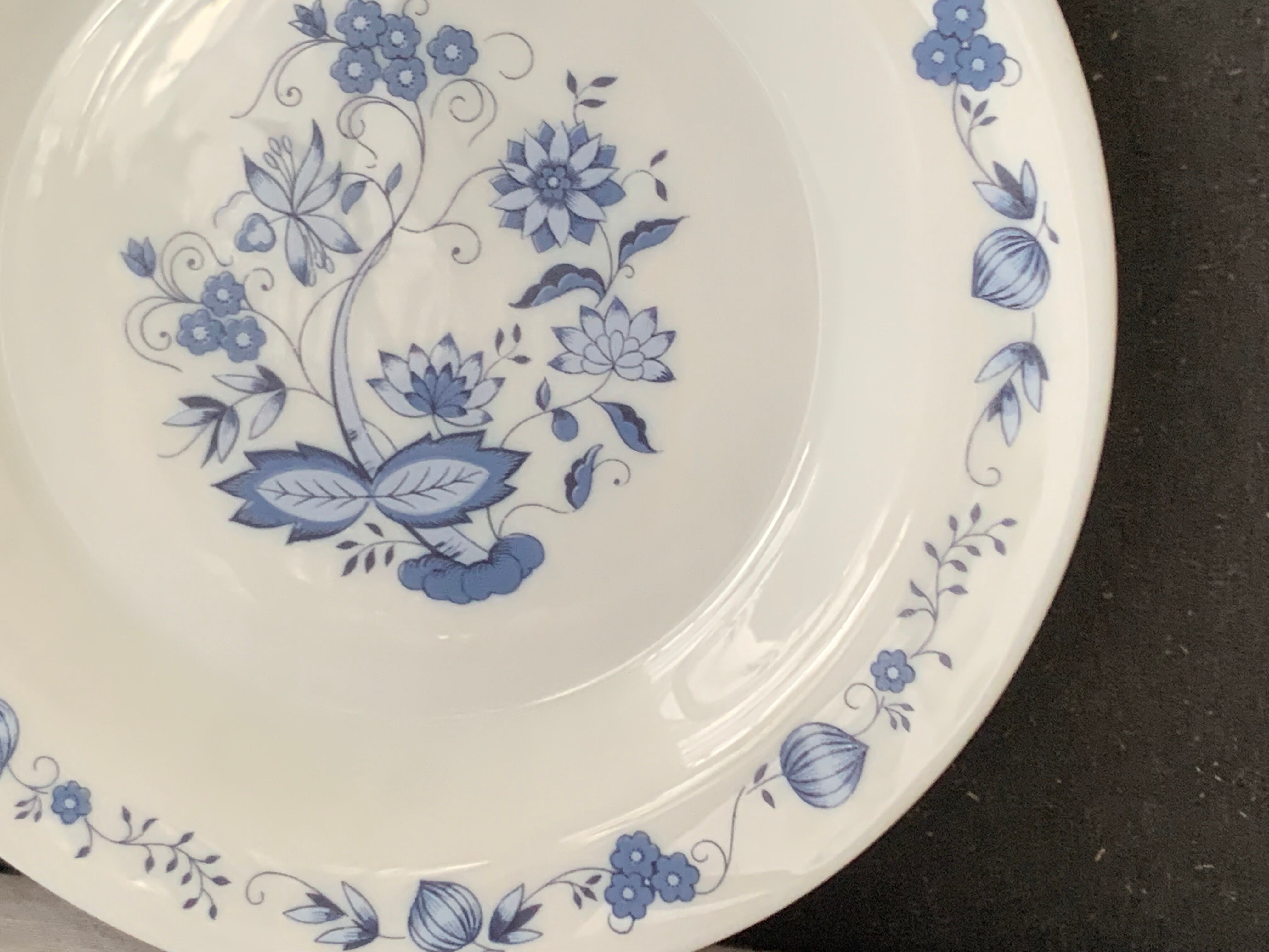 3 bowls and 5 blue plates