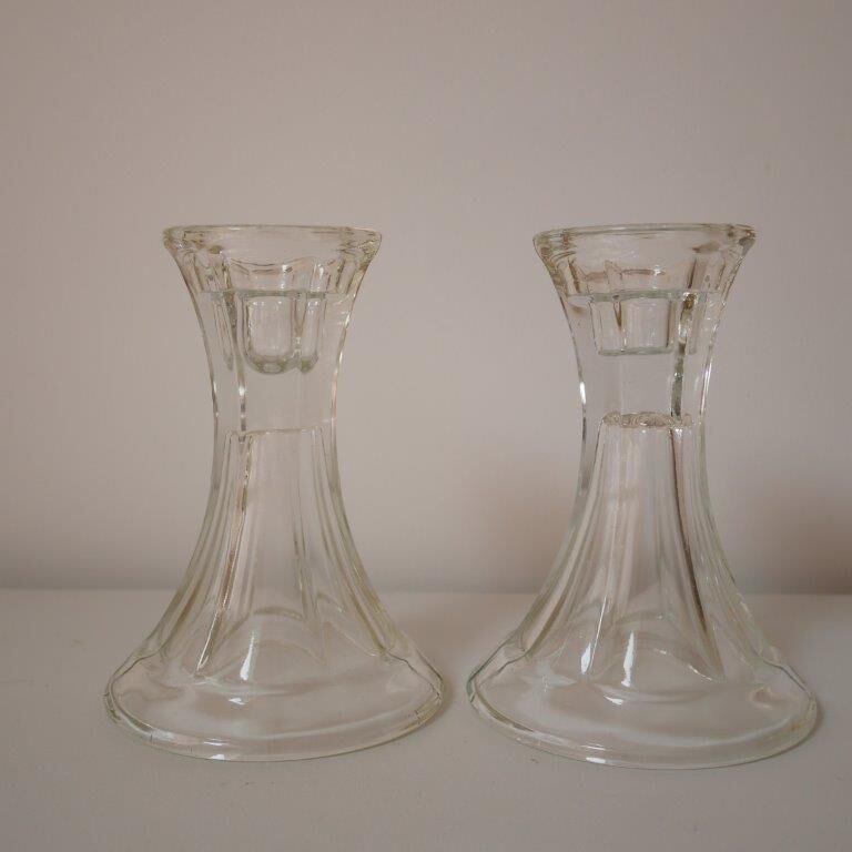 Set of 2 glass candle holders