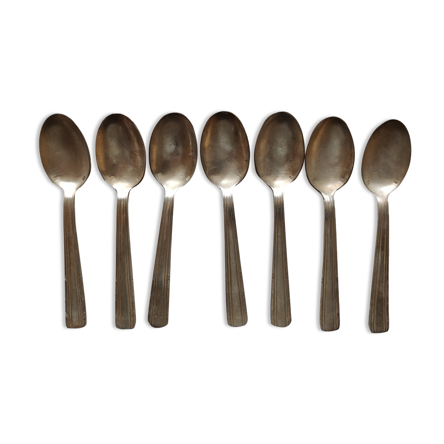 7 classic silver-plated teaspoons
