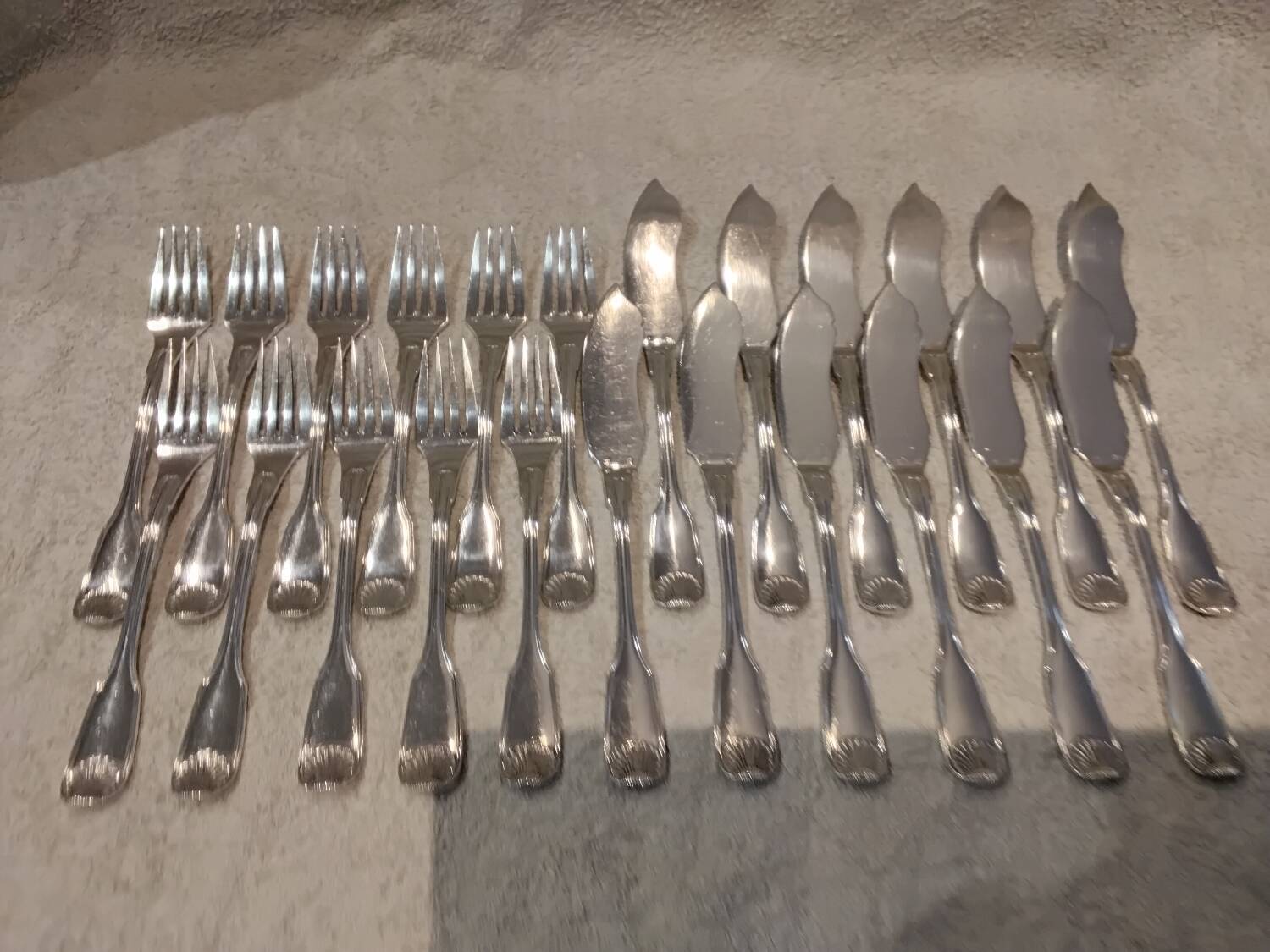 11 fish cutlery 23p silver plated metal goldsmith Cailar Bayard shell