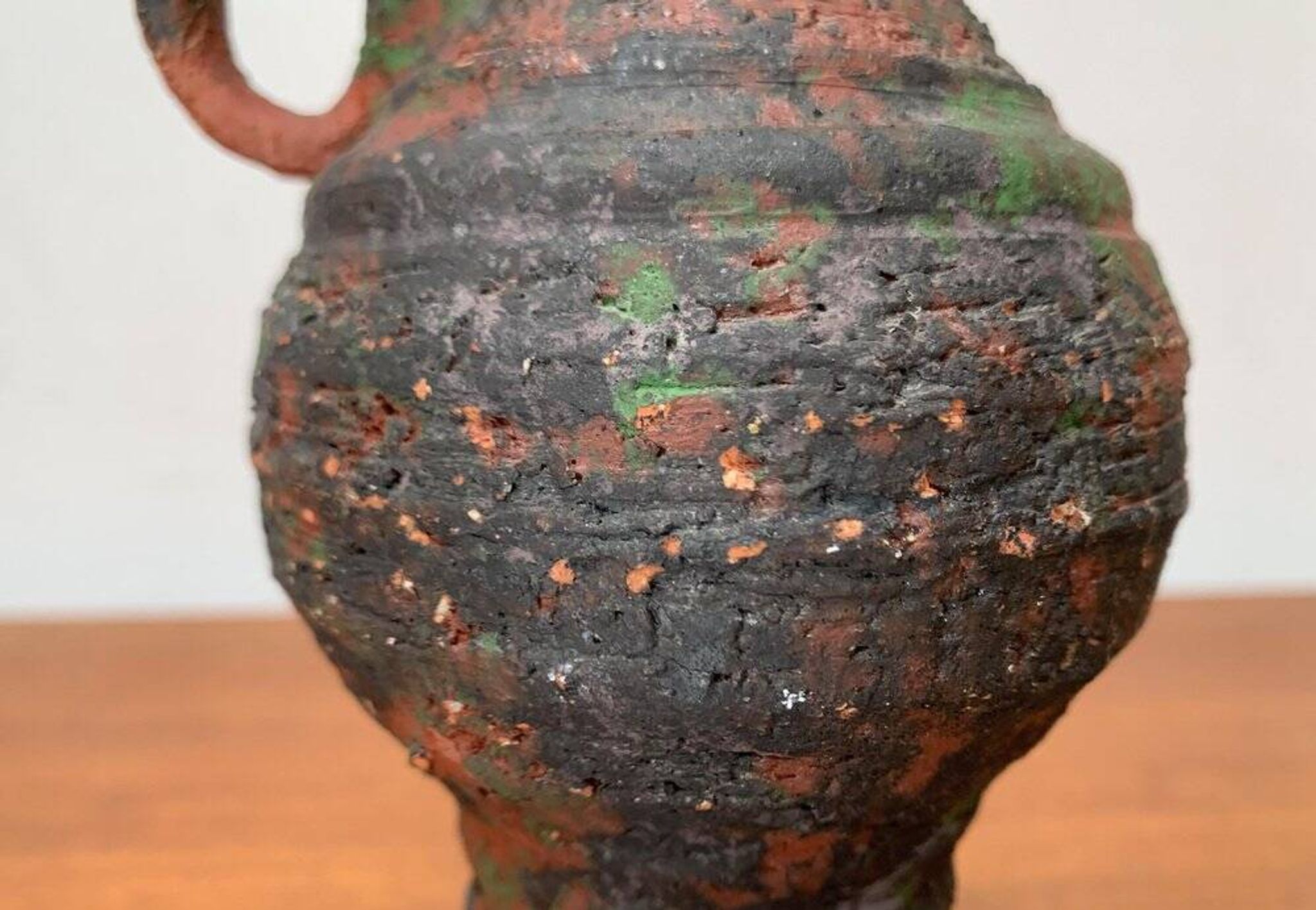 German brutalist carafe vase from the mid-century in the style of Gerhard Liebenthron, 1960s.