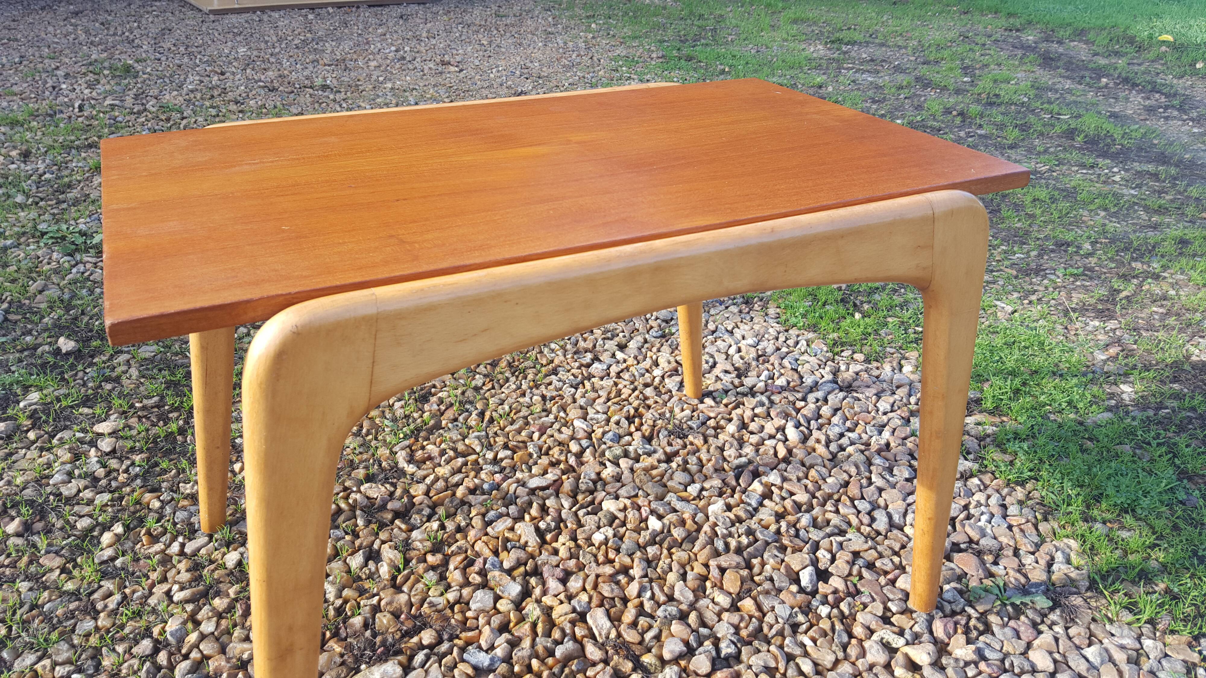 Stella scandinavian coffee table