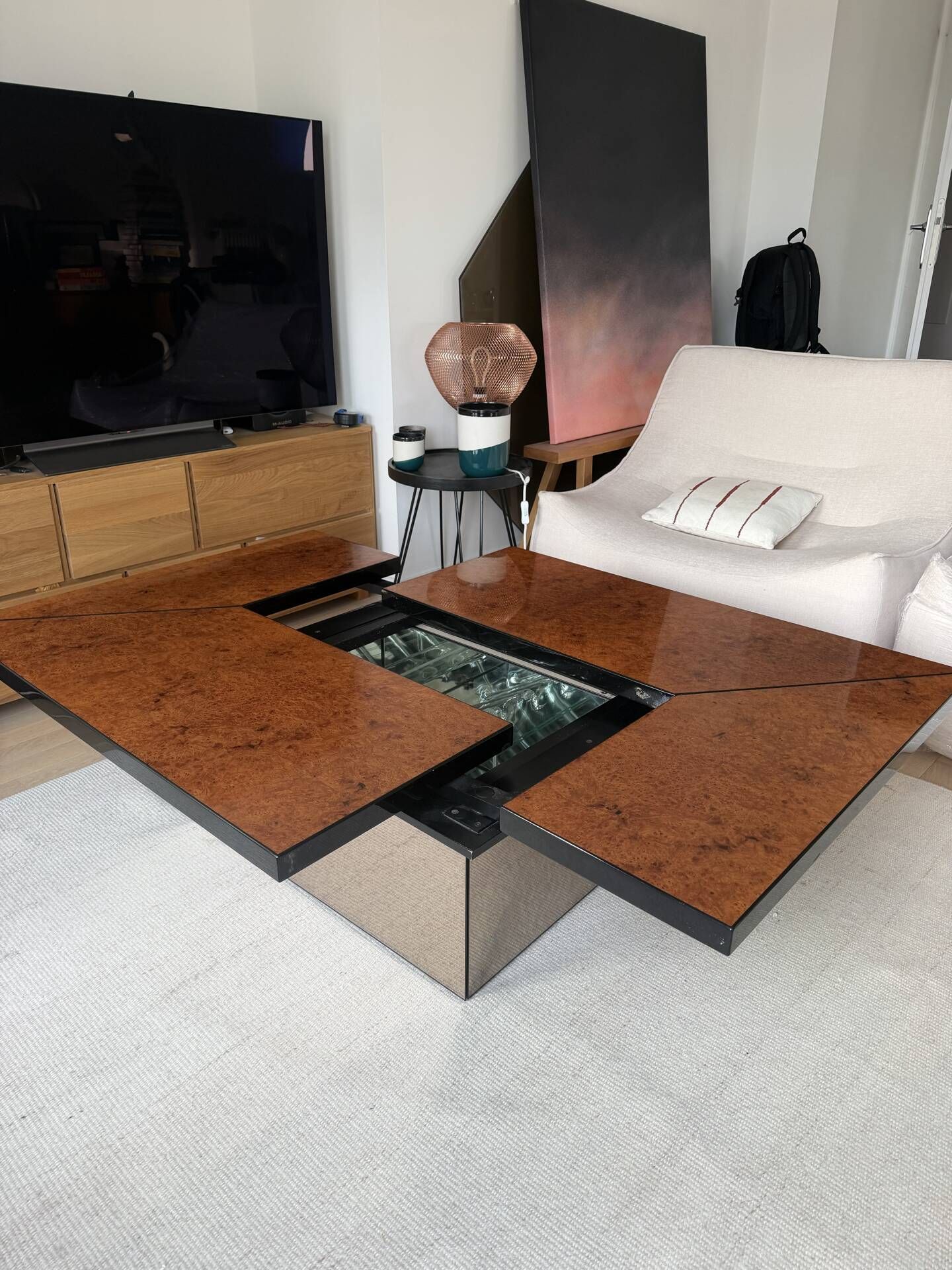 Table basse bar loupe d’orme et miroirs roche bobois