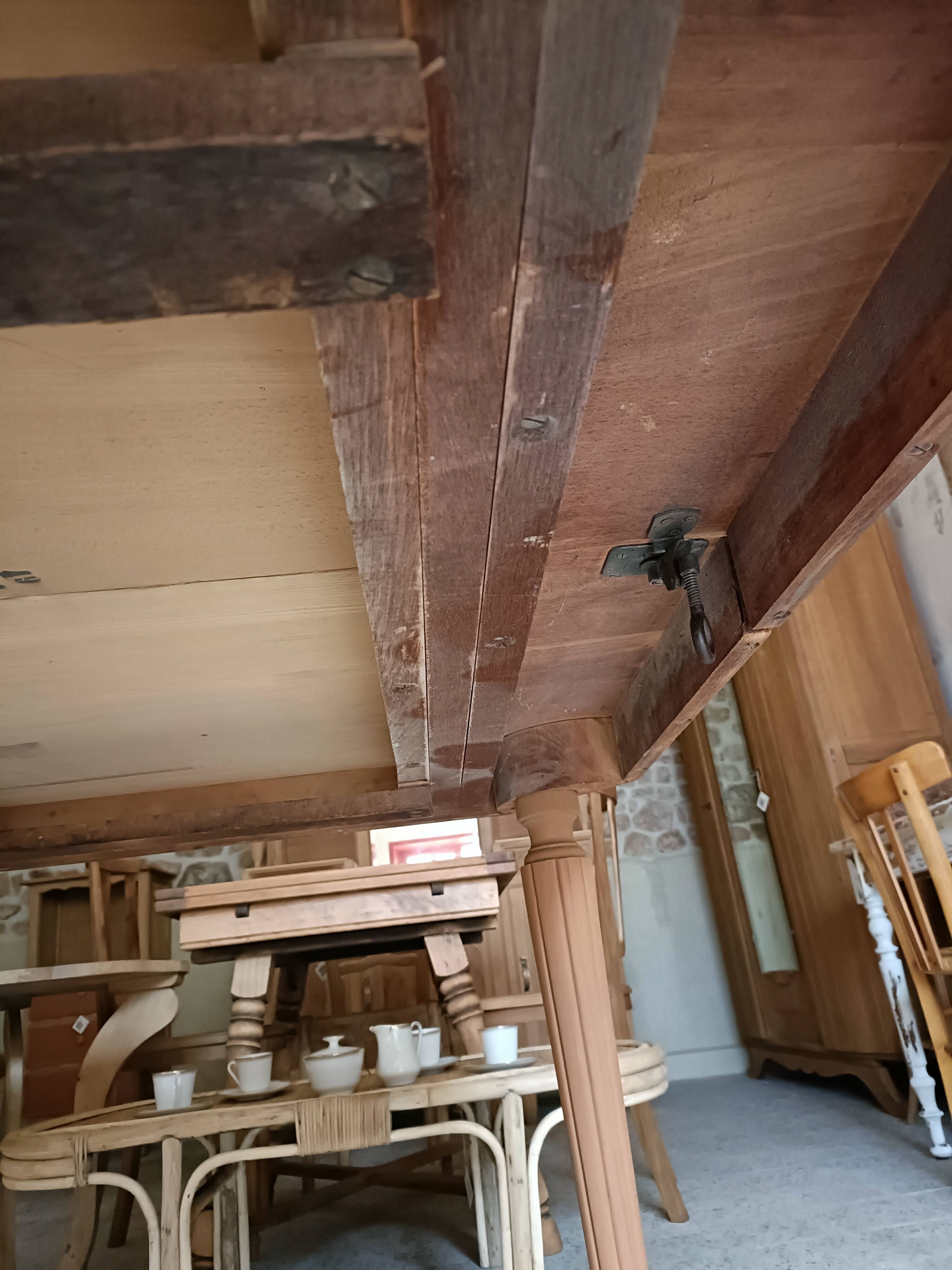 Renovated Art Deco table with 3 extensions.