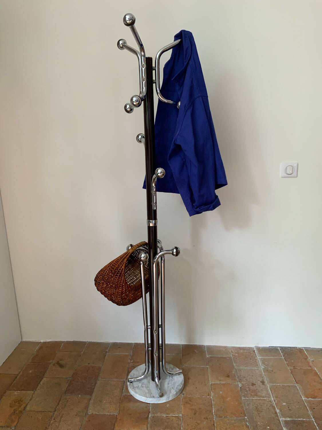 Chrome metal coat rack