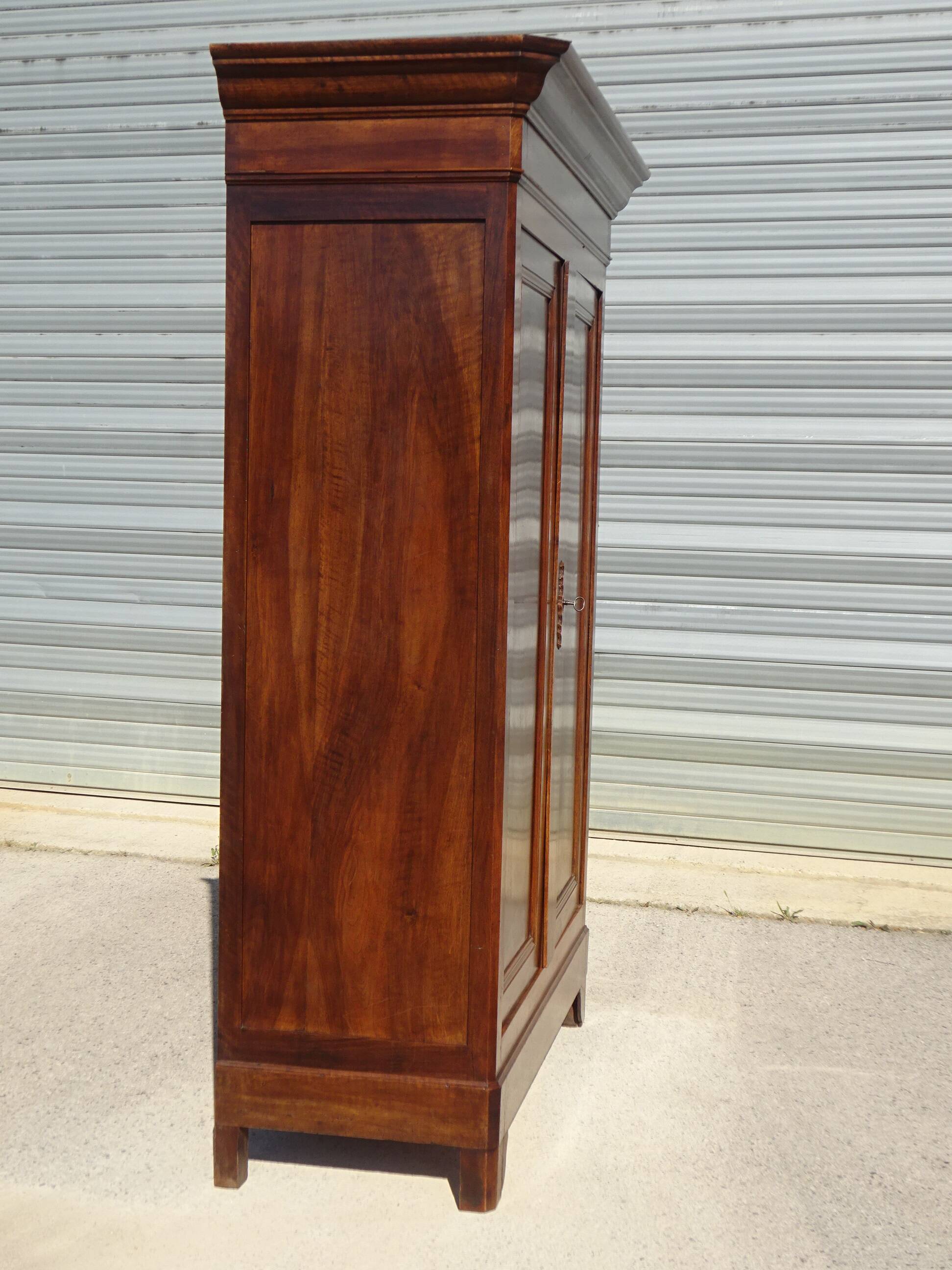 Large Louis Philippe wardrobe in solid walnut