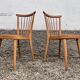 Paire de chaises scandinave bleu et rouge