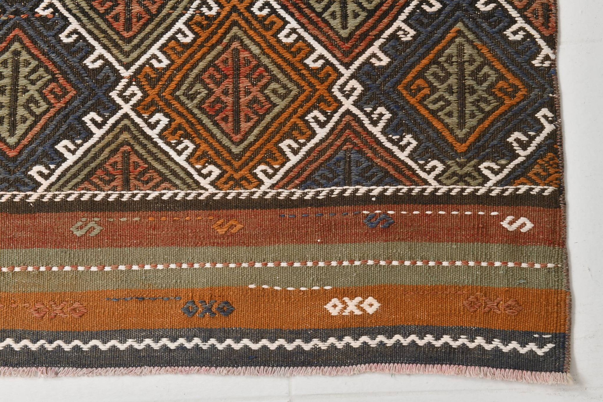 Tapis Kilim persan rouge et vert 3x9, 81x279 cm