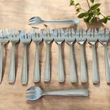 12 Art Deco oyster forks in silver plated metal by Apollo goldsmiths