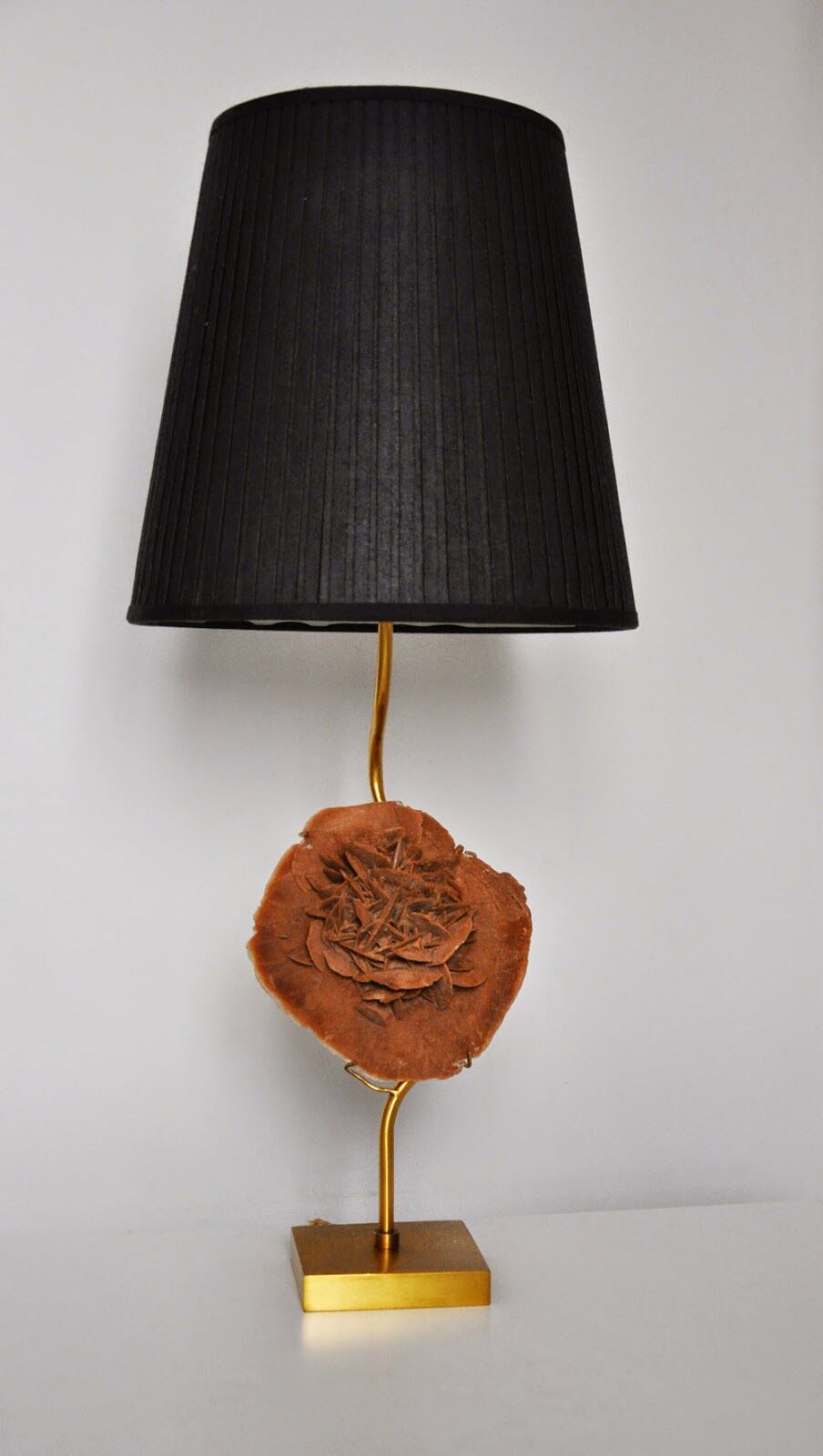 Big lamp pink sands 1970