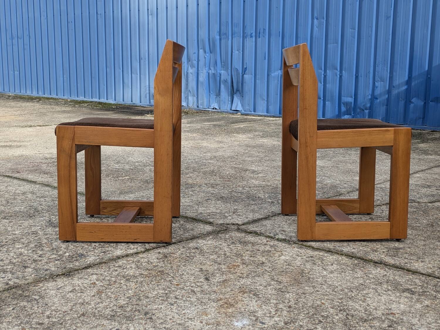 Pair of Maison Regain Elm Sled Chairs, Vintage 1960s