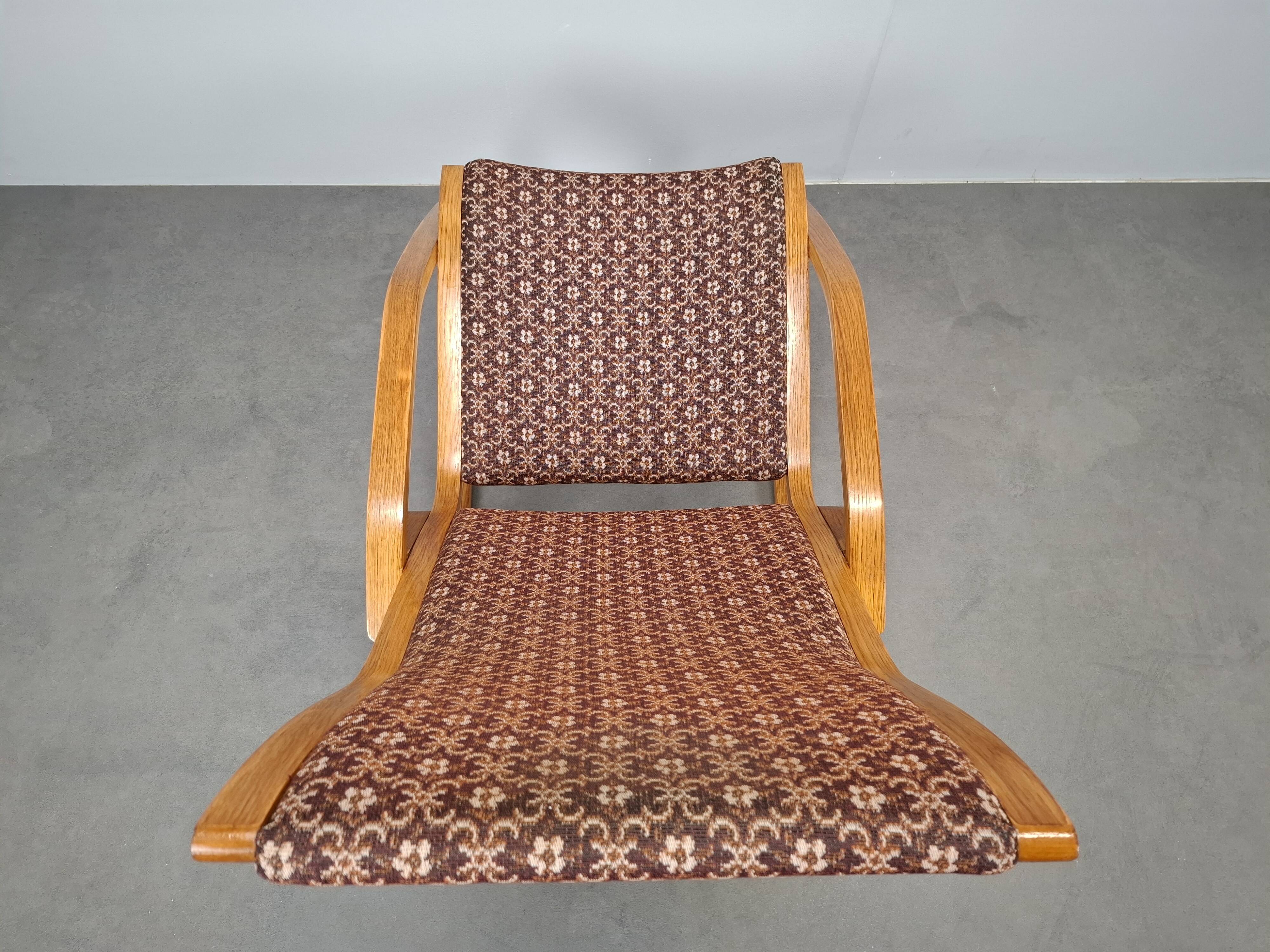 1930s Art Deco Czechoslovak Bentwood Rocking Chair with Original Upholstery