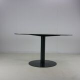 Eighties design Dutch design dining table with beautiful thin top