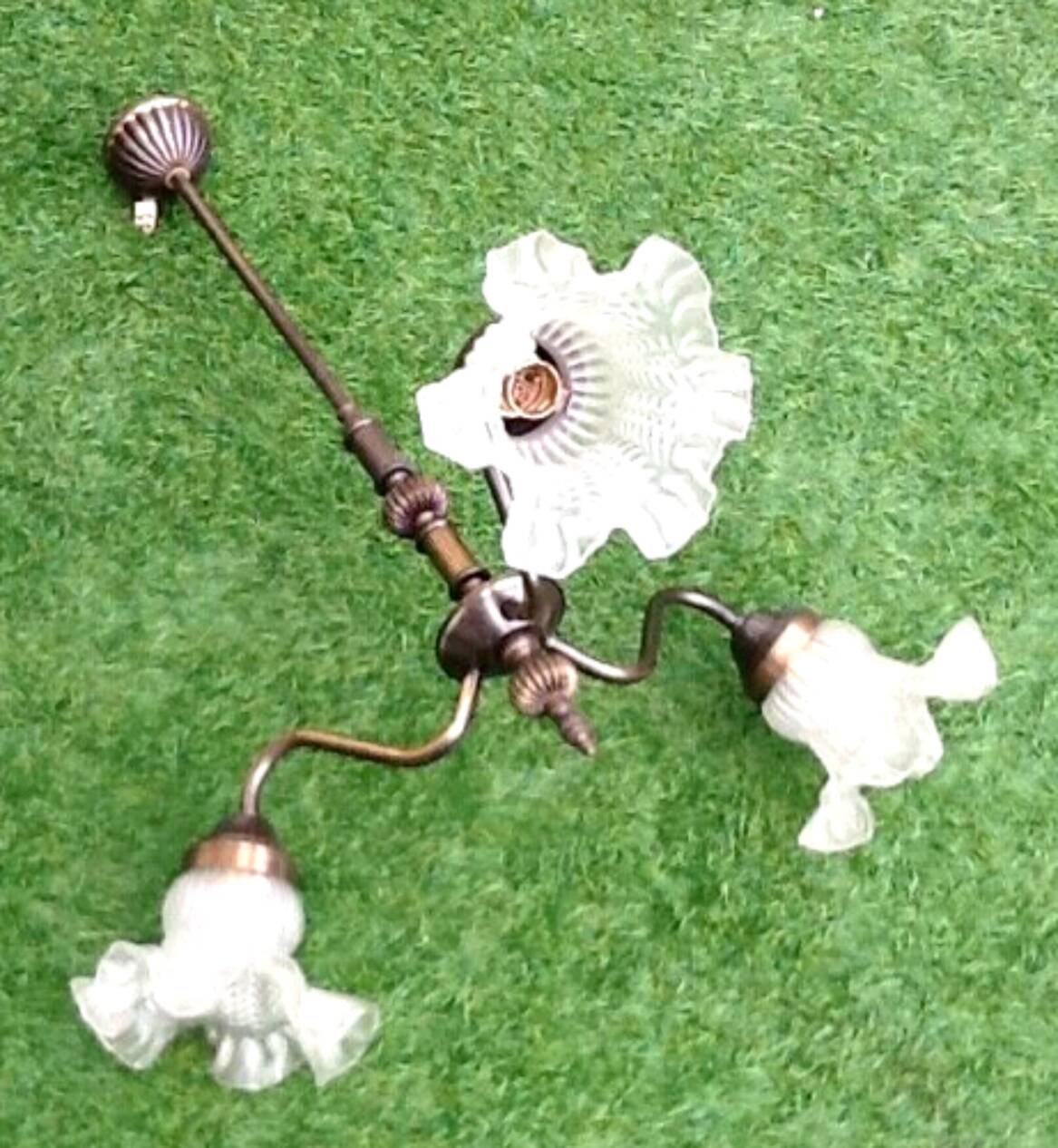 1970s chandelier with 3 light arms and frilled tulips