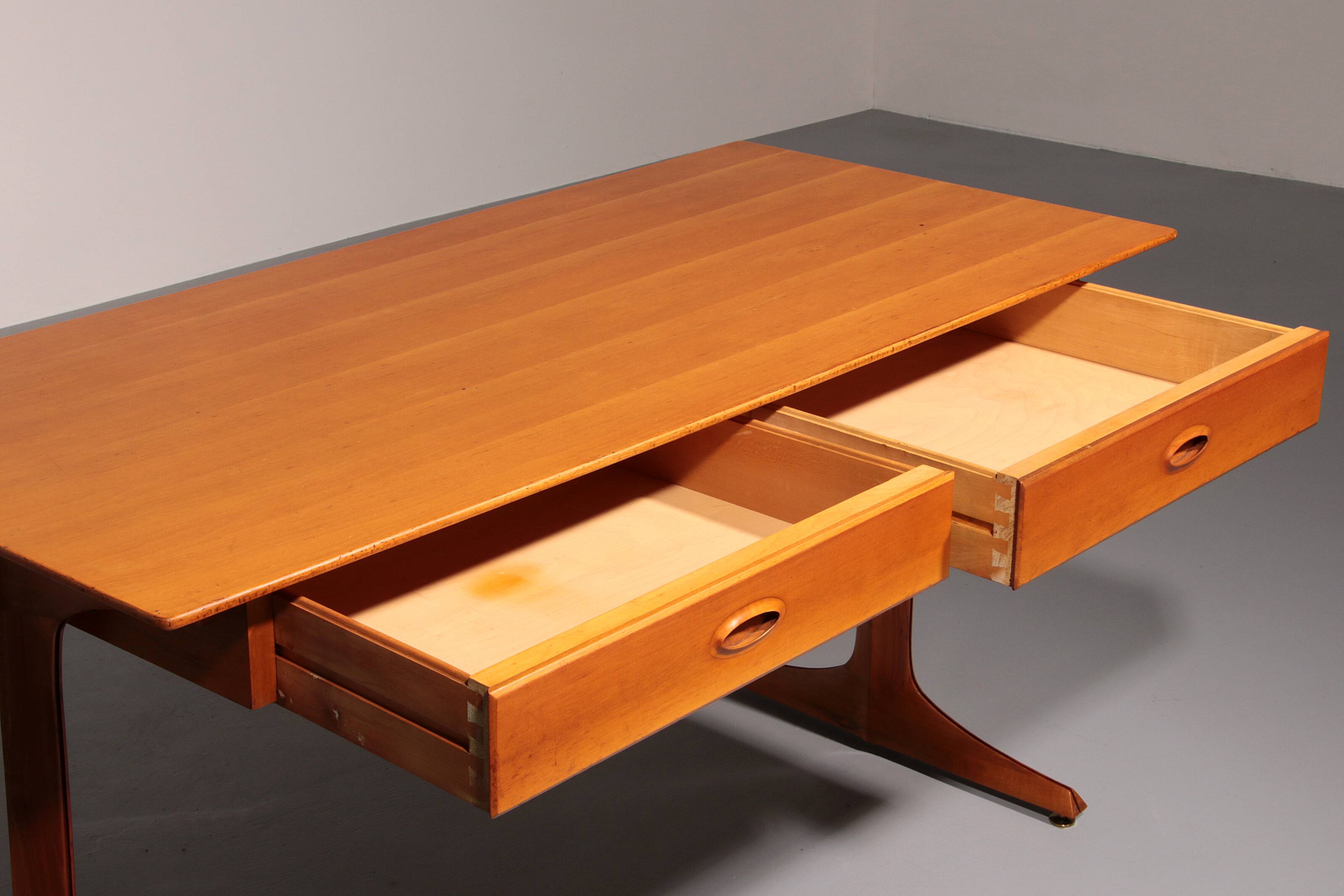 Italian Architect's Walnut desk, Gianfranco Frattini for Bernini 1950