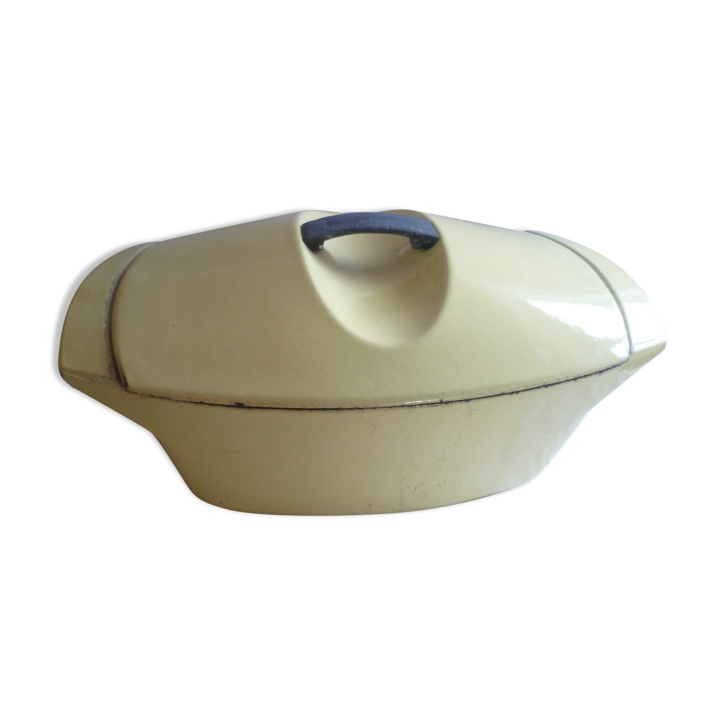 Dish casserole in yellow cast iron years 50/60 raymond loewy number 45