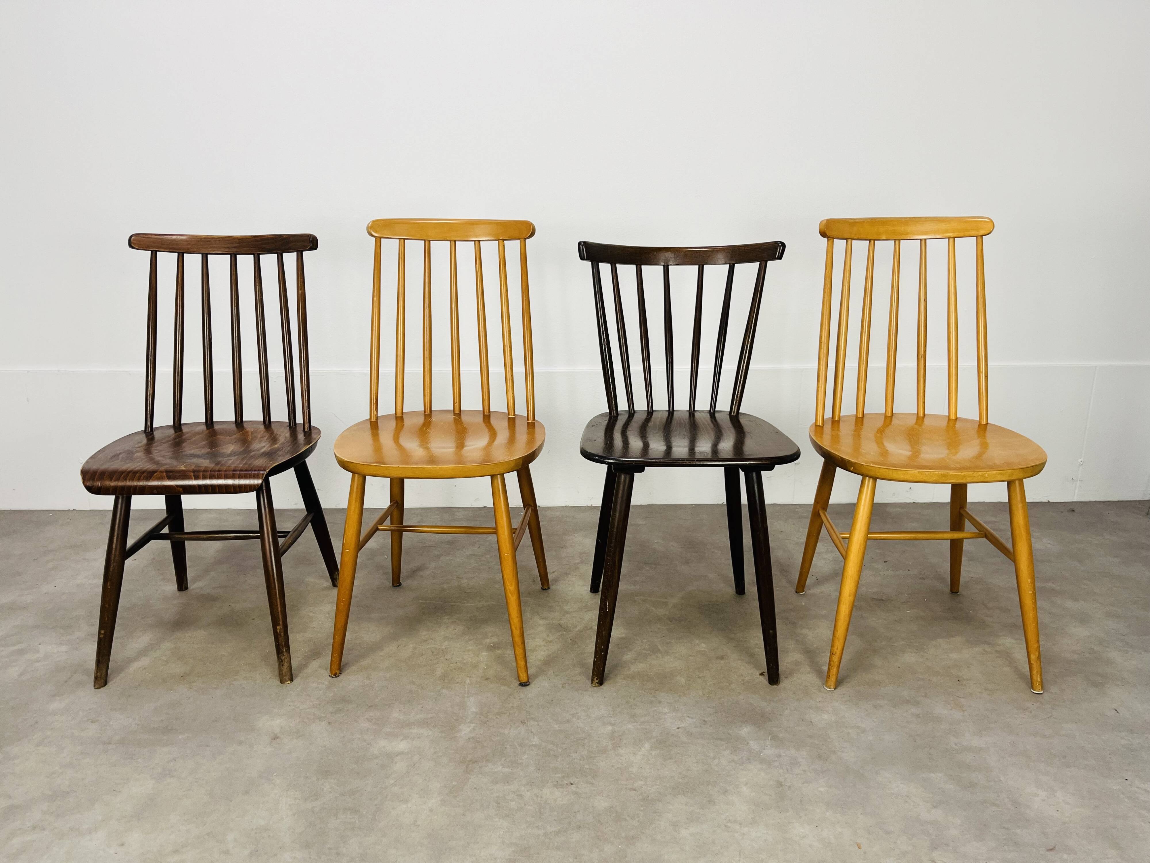 4 Scandinavian chairs with bars from the 60s