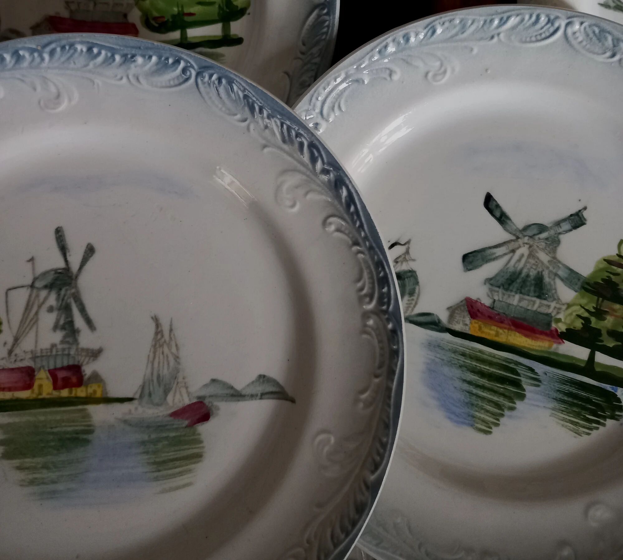 12 dessert plates Saint-Amand