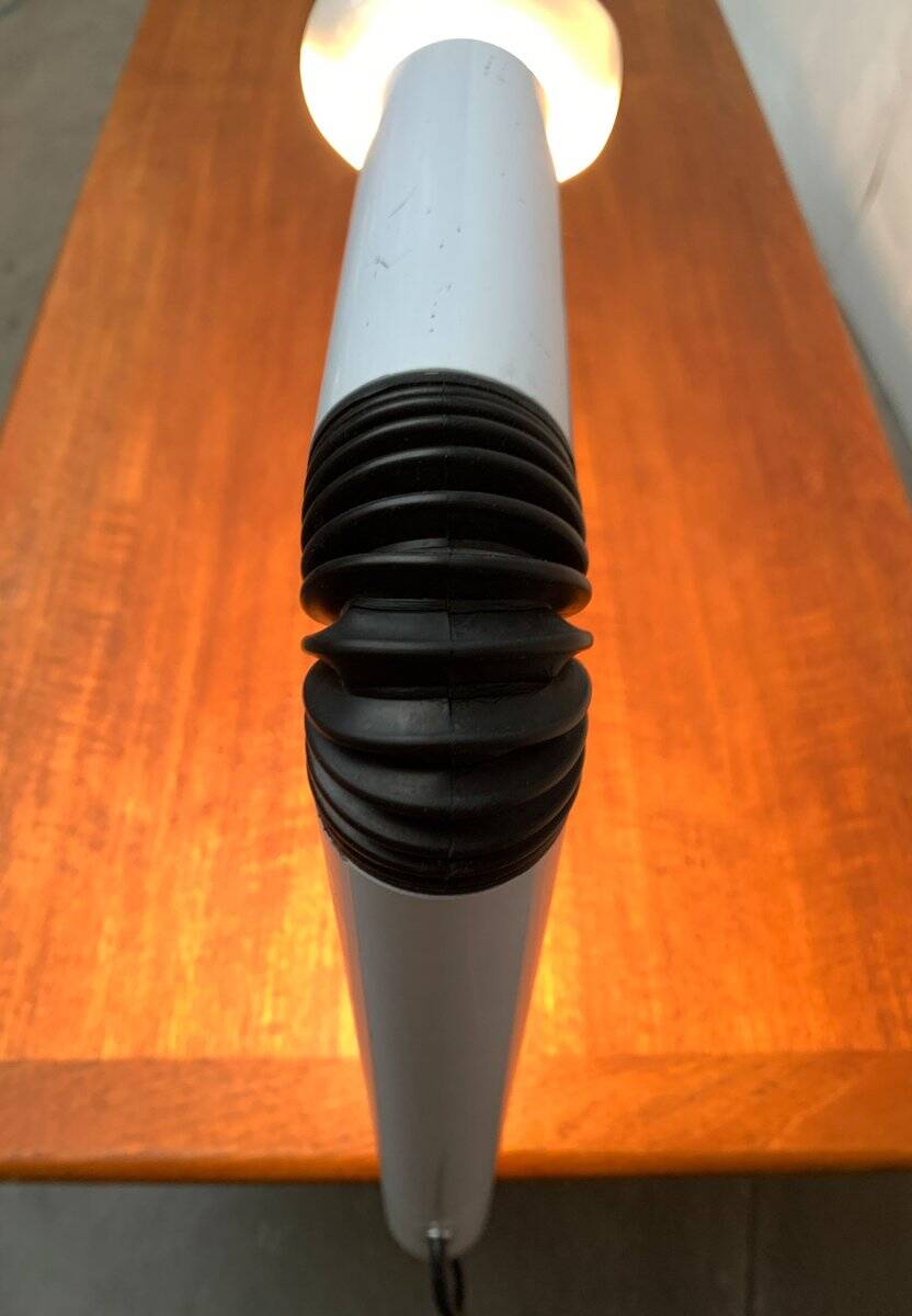 Periscopio clamp table lamp from the Italian space age mid-century by Danilo & Corrado Aroldi for Stilnovo, 1960s.
