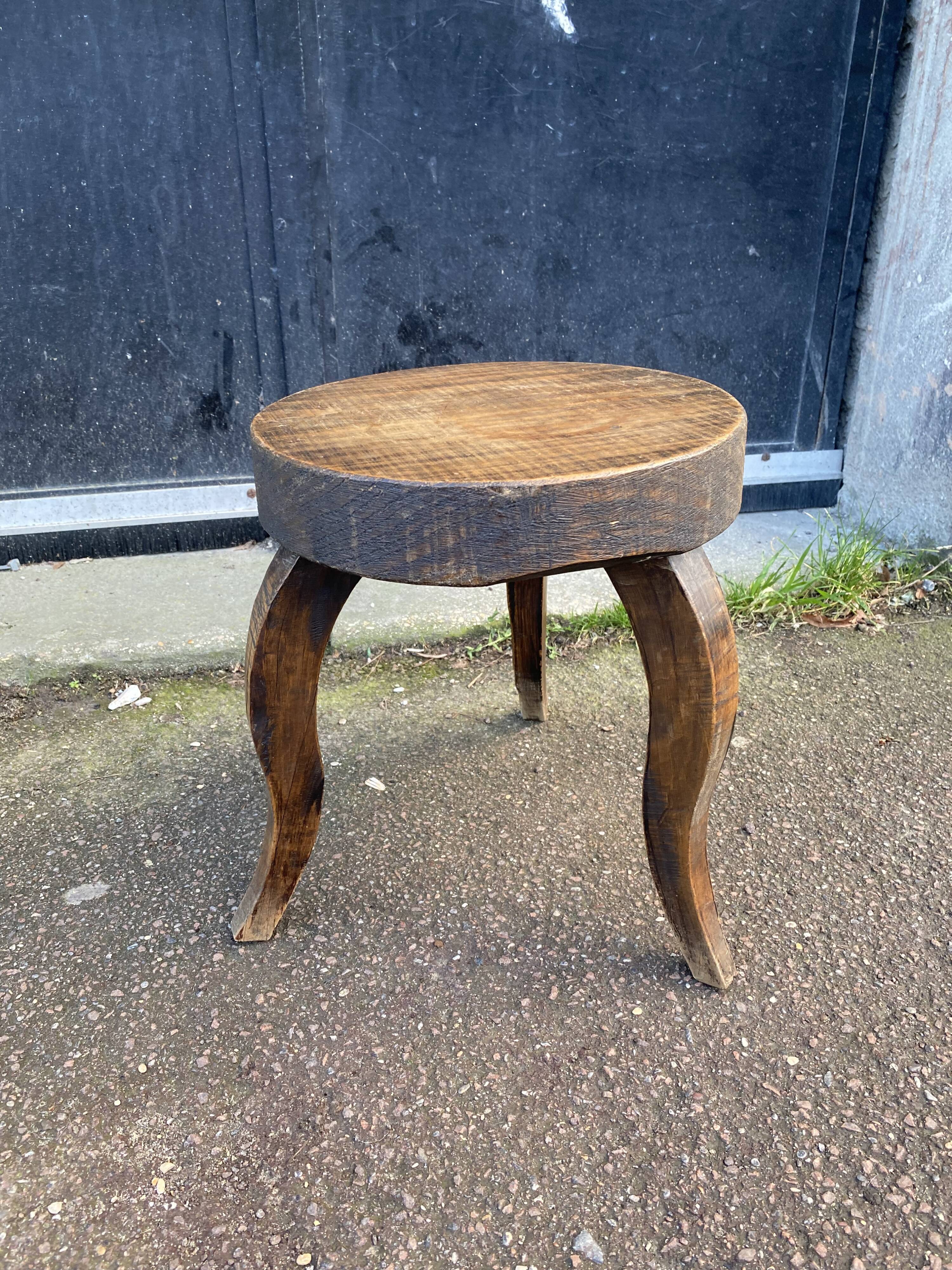 Tabouret brutaliste