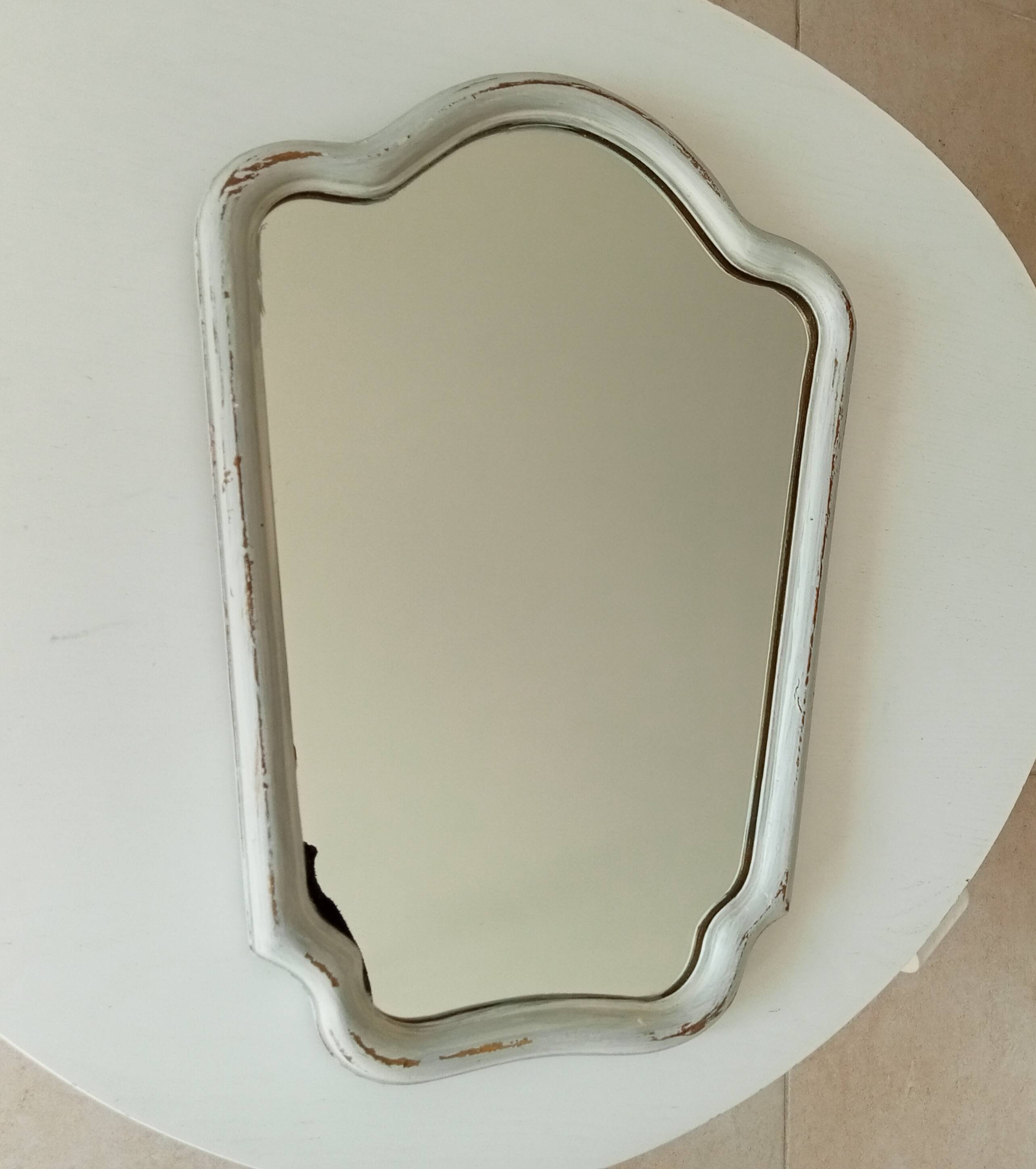 Vintage mirror in wood and stucco 48.5cm*38.5cm