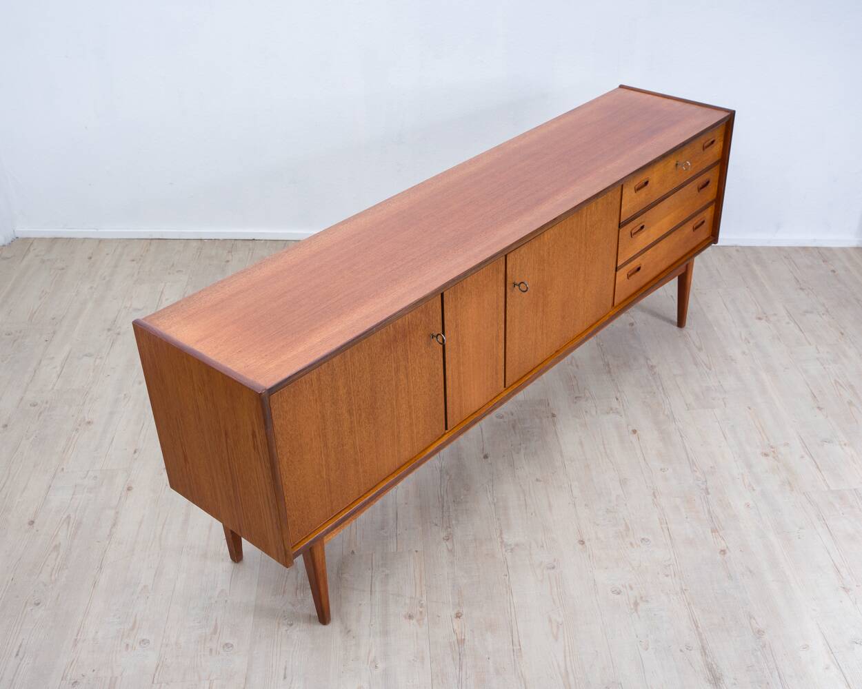 Scandinavian design teak sideboard, manufacturer Bartels.