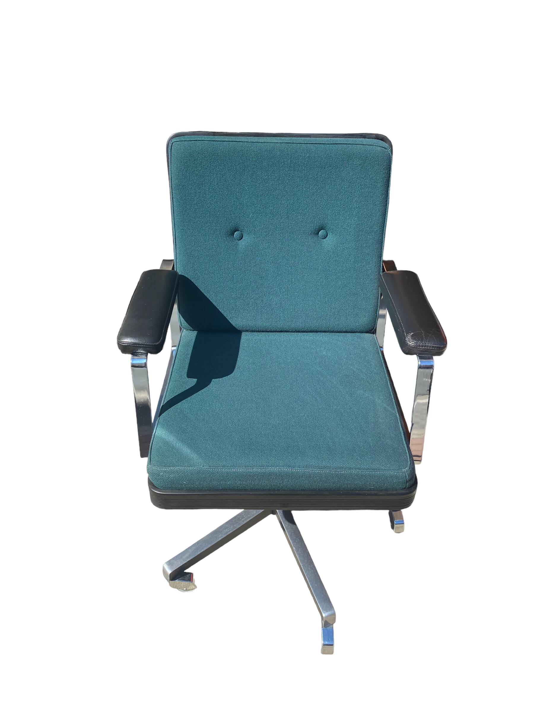 Chaise de bureau des années 1970