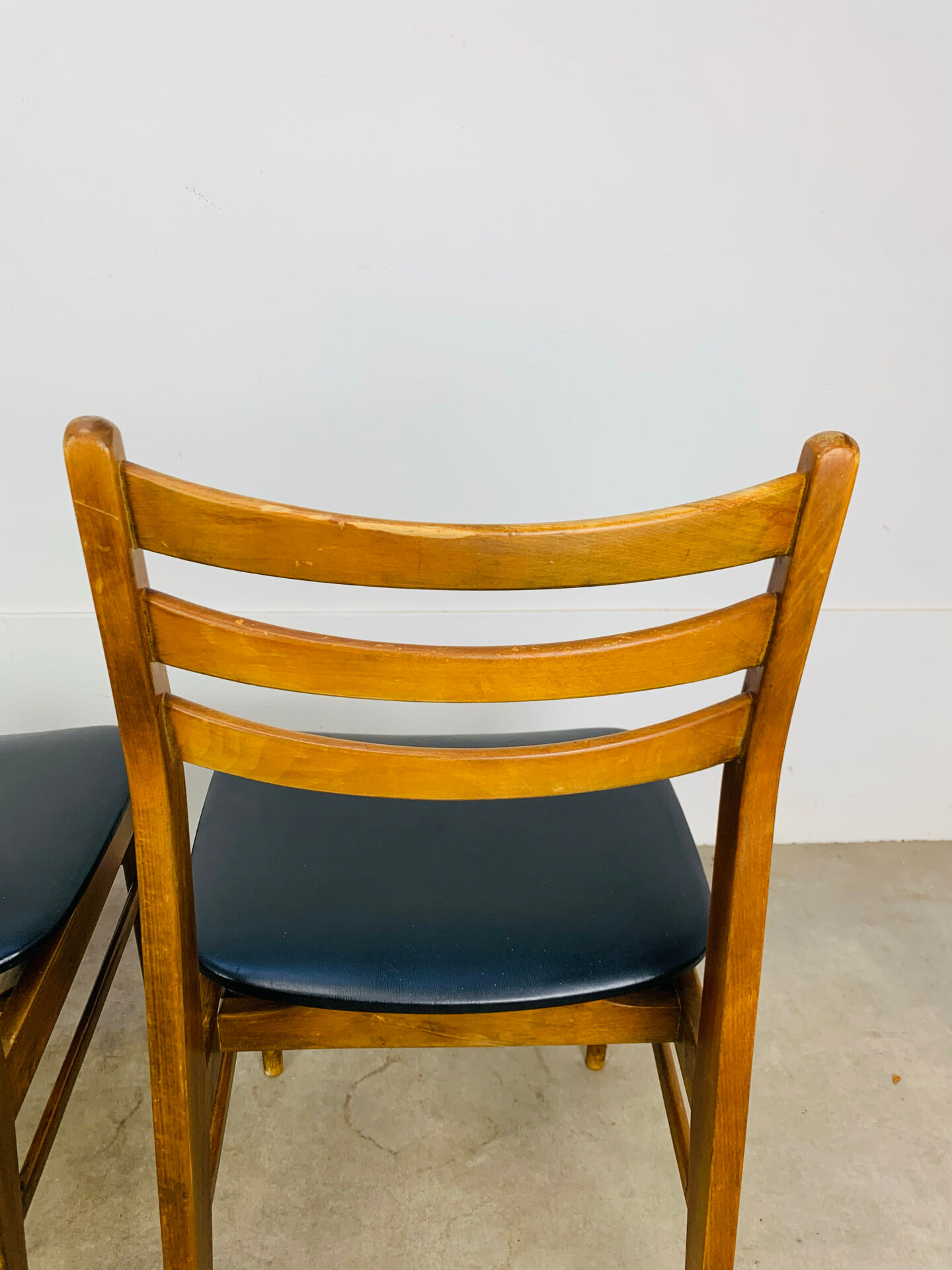 Paire de chaises scandinaves années 60