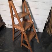 Chaise escabeau en chêne massif