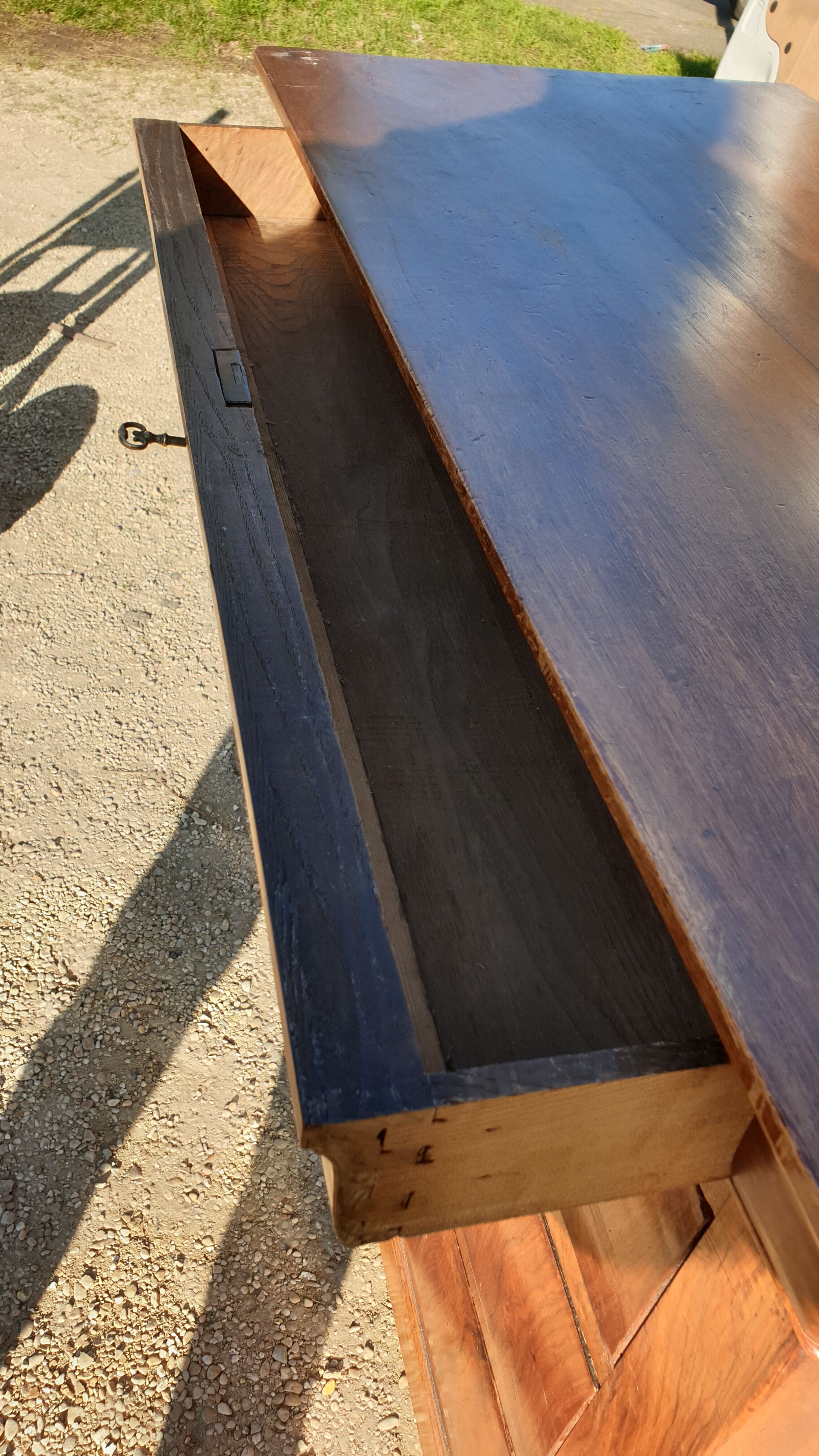 Commode louis Philippe à doucine