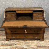 Commode scriban époque Louis XV en noyer, ronce et filets de marqueterie