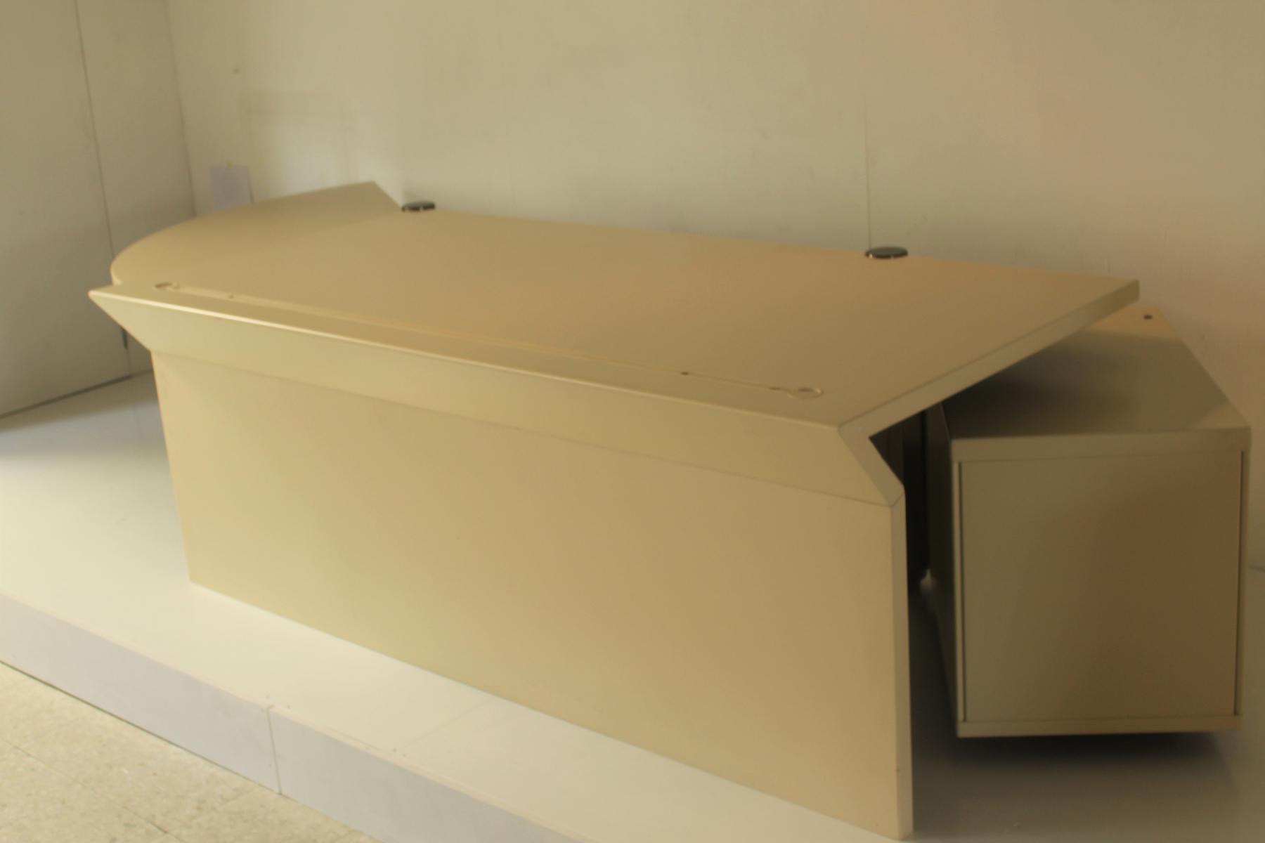 Bureau vintage par F.A Porsche pour Anonima Castelli
