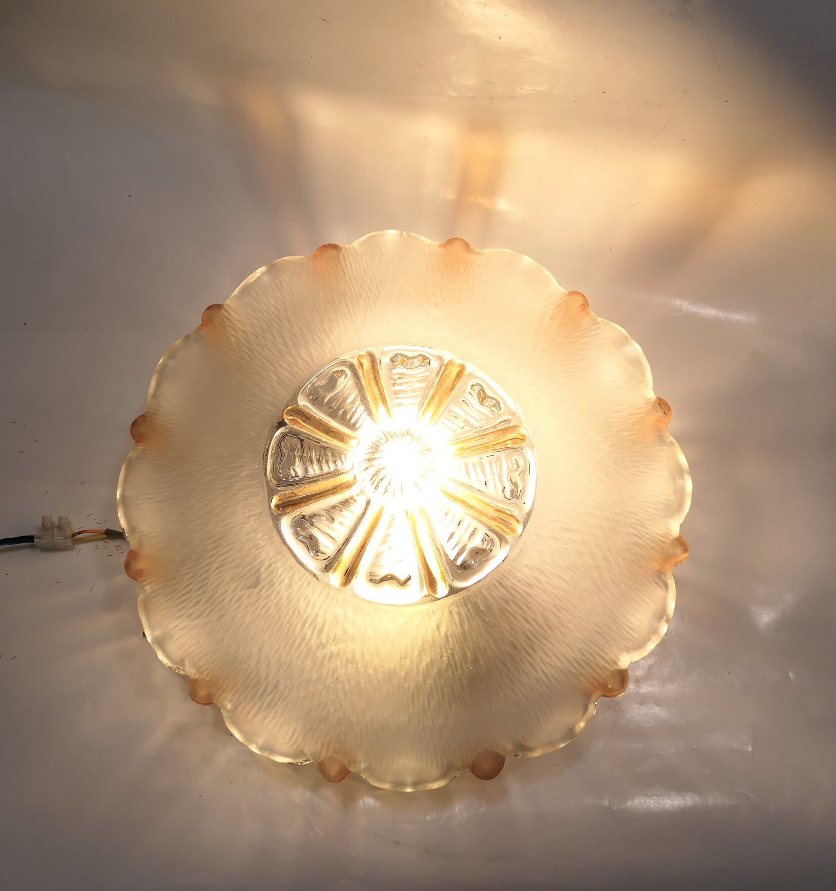 Wall lamp amber glass and ice effect