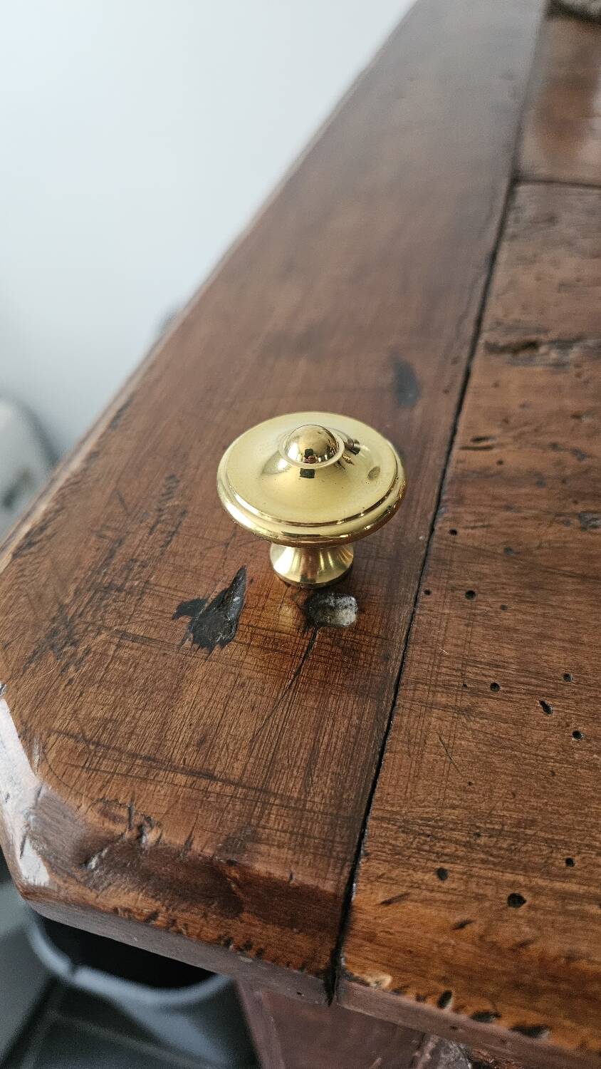4 polished brass furniture knobs