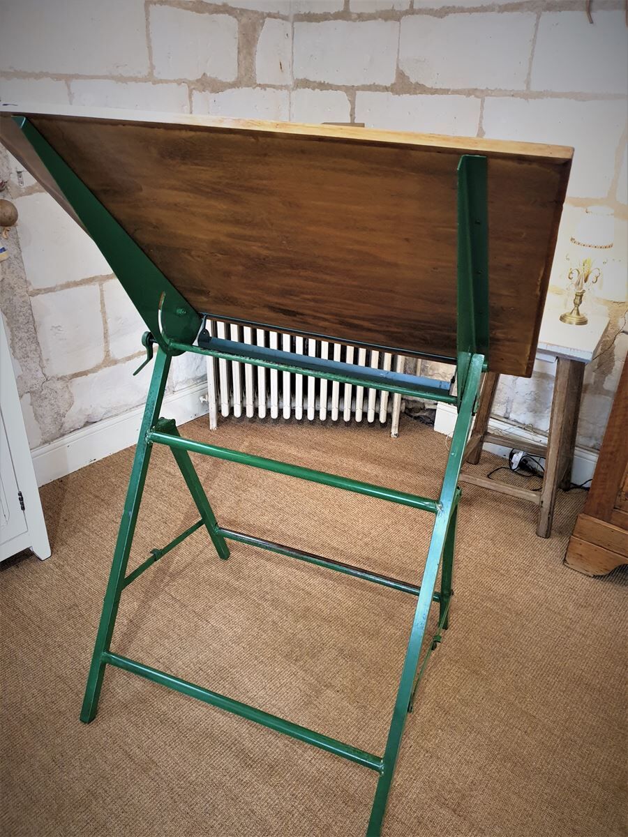 Industrial drawing table