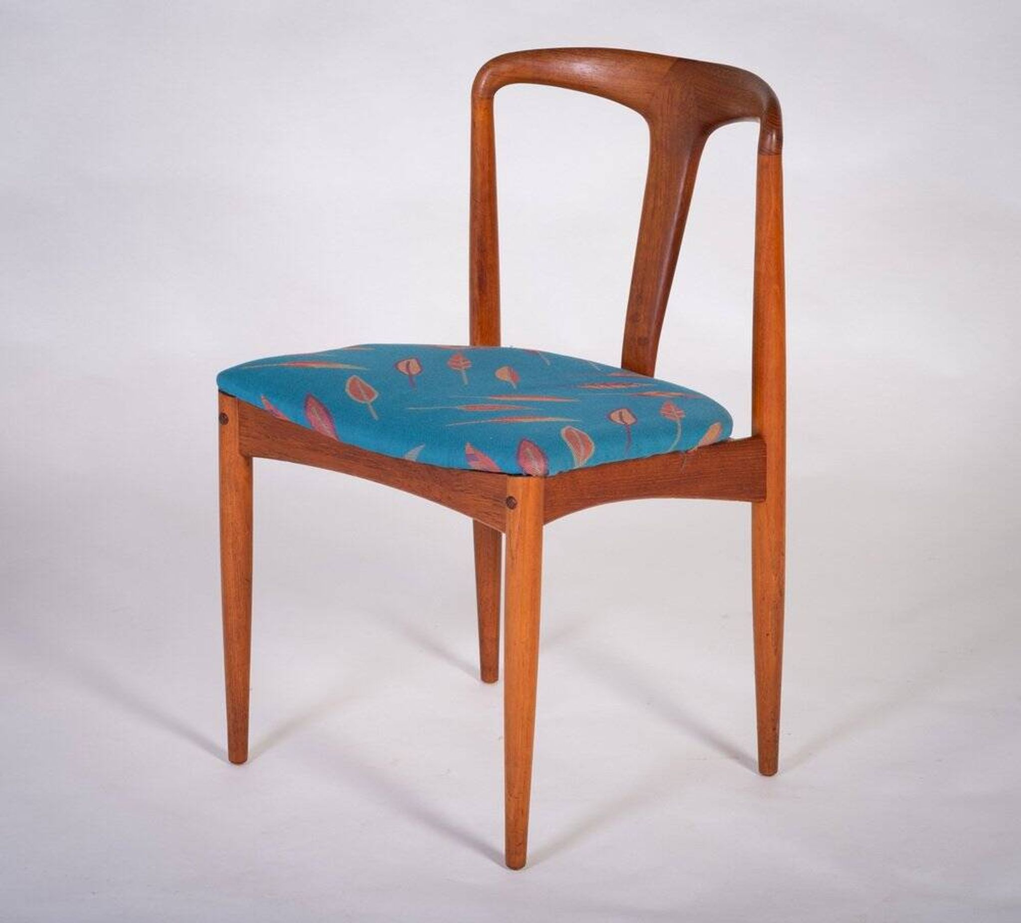 Juliane chairs by Johannes Andersen for Uldum Furniture, Denmark, 1960s, Set of 6