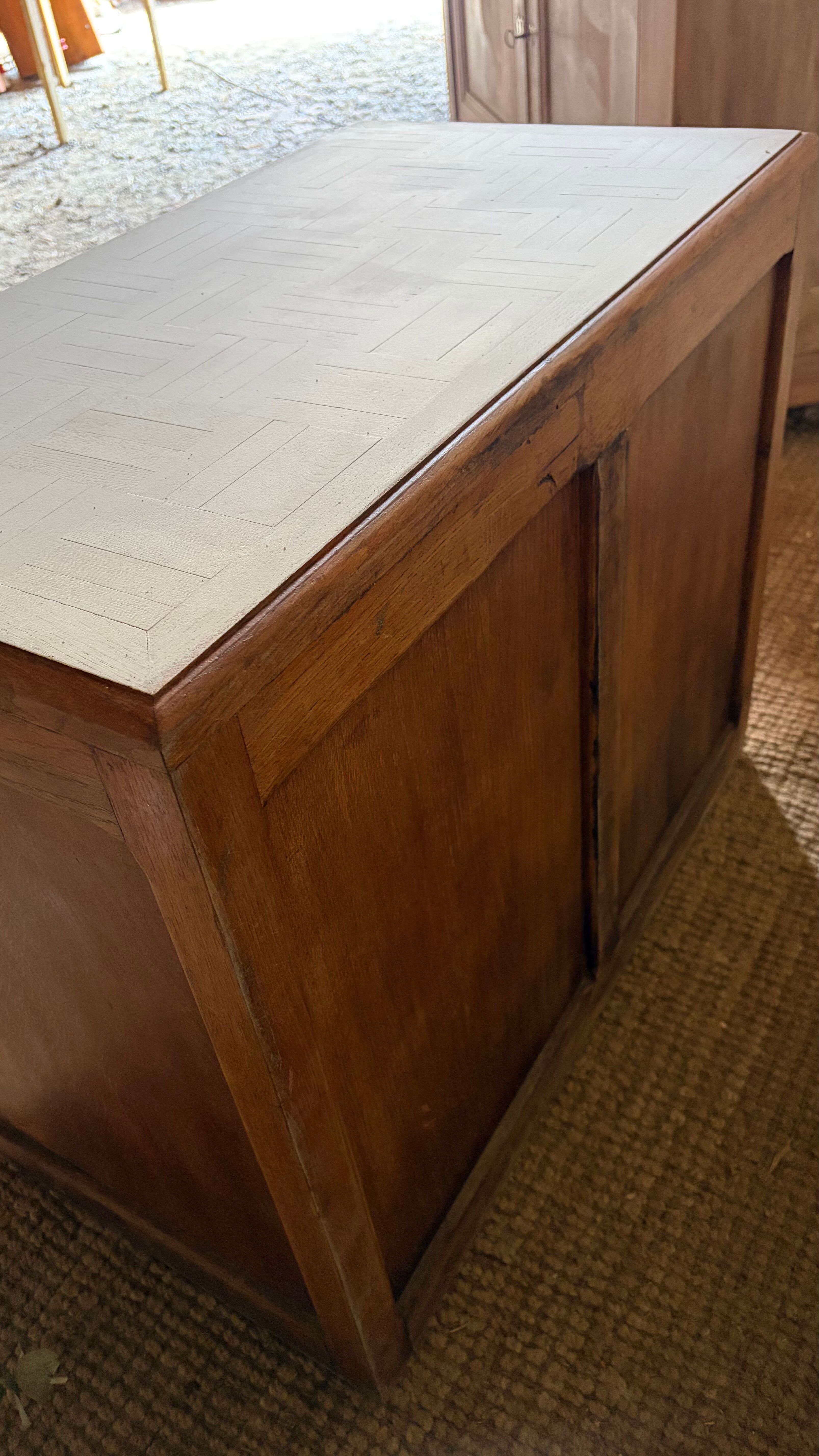Vintage buffet