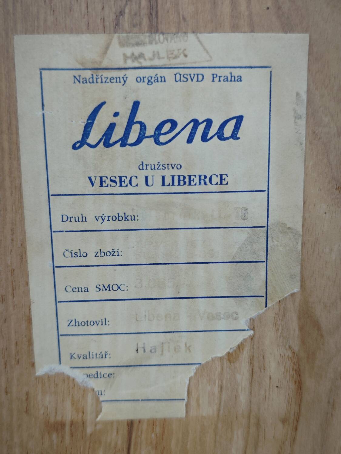 Buffet Vaisselier en bois blond Libena , ex Tchécoslovaquie 1970